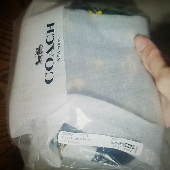 COACH PEANUTS COLLECTION WOODSTOCK MINI SERENA CROSSBODY SIGNATURE CANVAS - Picture 17 of 17